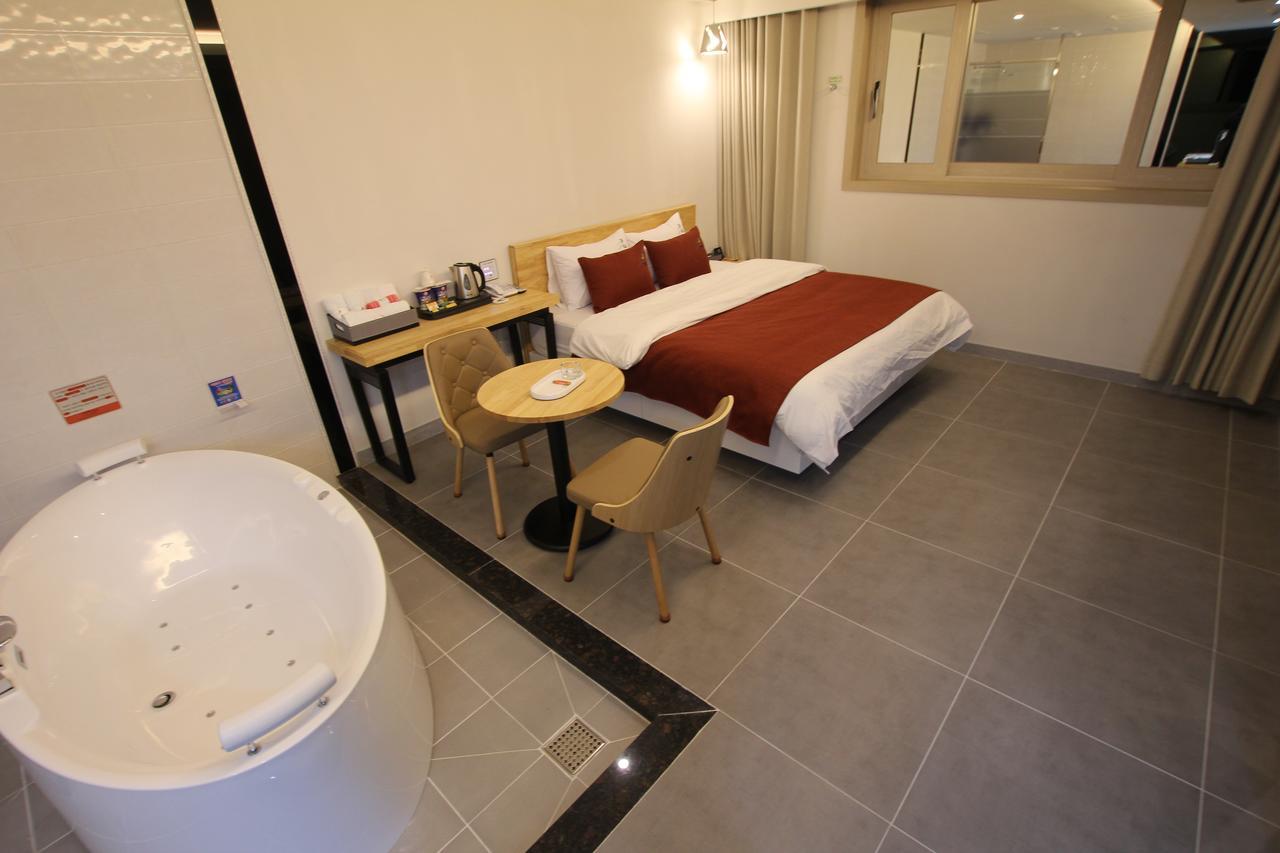 Jade Hotel 蔚山 外观 照片